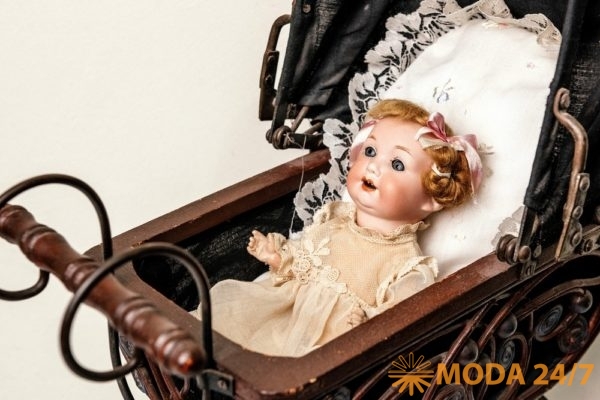Царская ёлка: куклы и игрушки