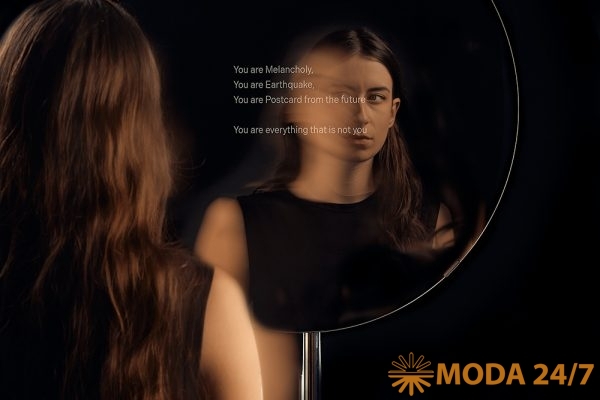 Интерактивная нейронная инсталляция «Mirror Ritual», Нина Райчич (Nina Rajcic)