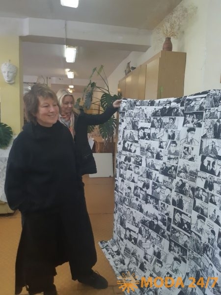 Надежда Александровна Васильева в гостях на ХБК «Шуйские ситцы» с тканью «Брат»