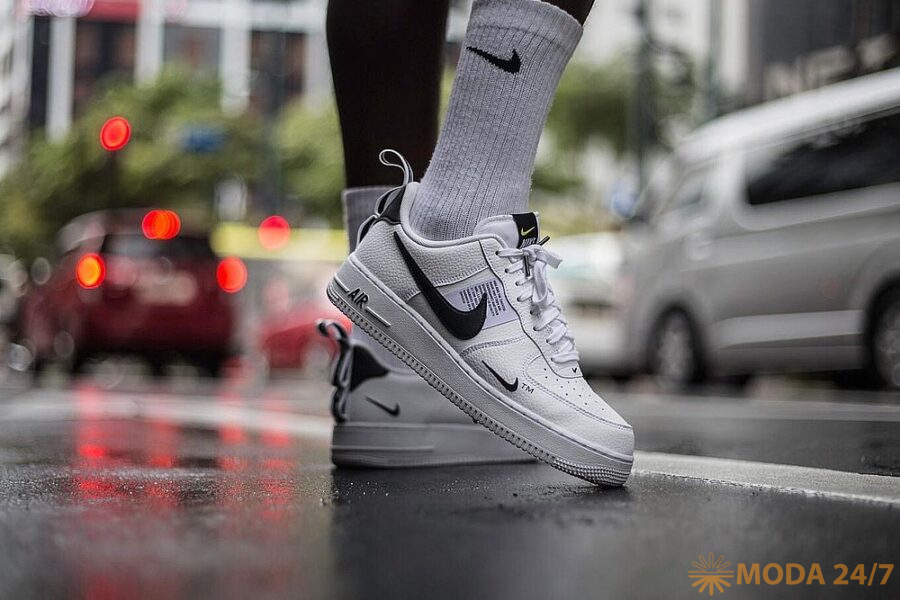 Кроссовки Nike